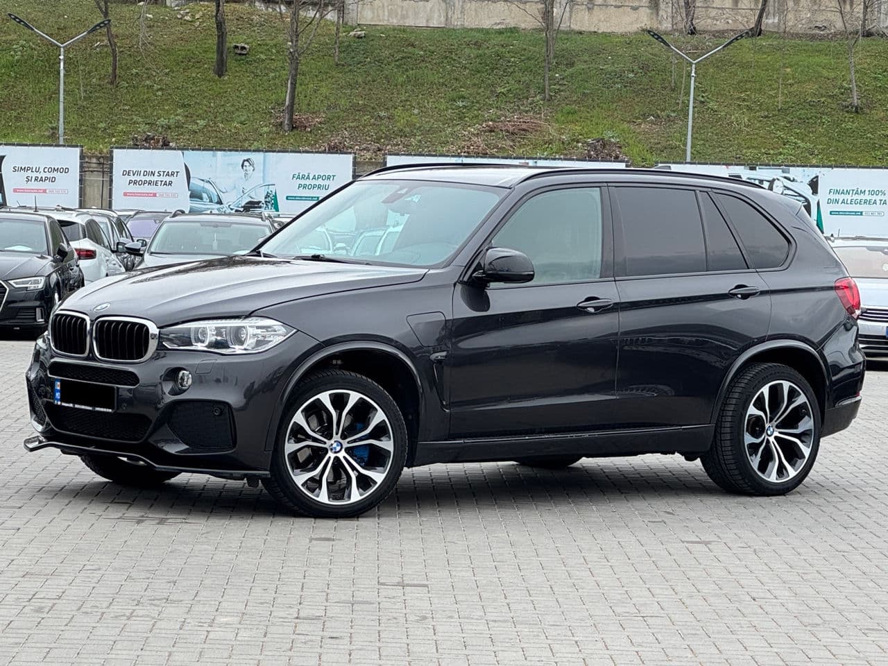 2016 BMW X5 4.0e — Miniatură 2
