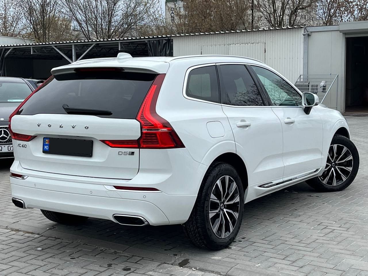 Volvo XC 60 2018 — Миниатюра 2