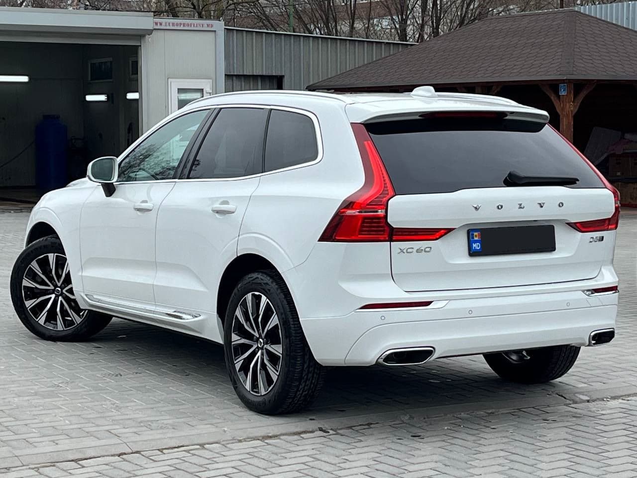 Volvo XC 60 2018 — Миниатюра 4