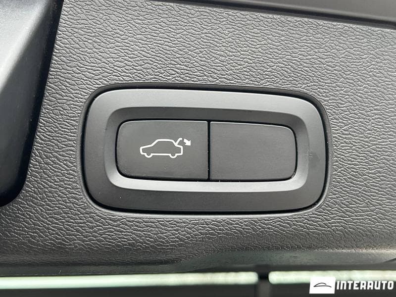 Volvo XC 60 2018 — Миниатюра 21