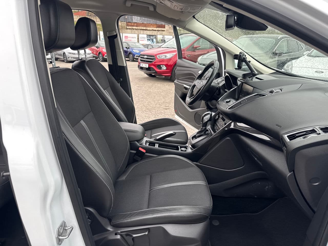 Ford Grand C-MAX 2015 — Миниатюра 15