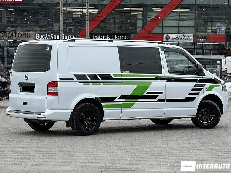 Volkswagen Transporter 2013 — Миниатюра 3