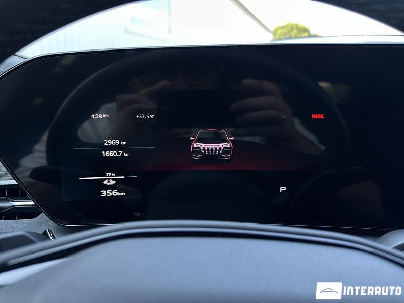 Audi Q6 E-tron 2025 — Миниатюра 13