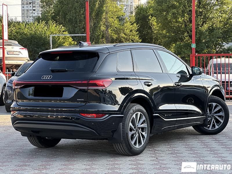 Audi Q6 E-tron 2025 — Миниатюра 2