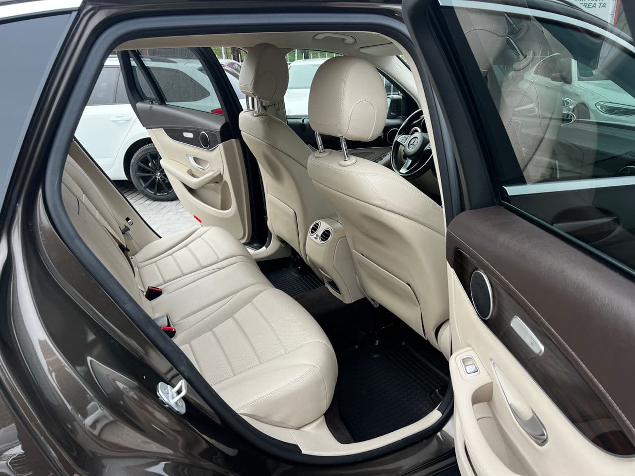 Mercedes GLC 250d 2016 — Миниатюра 18