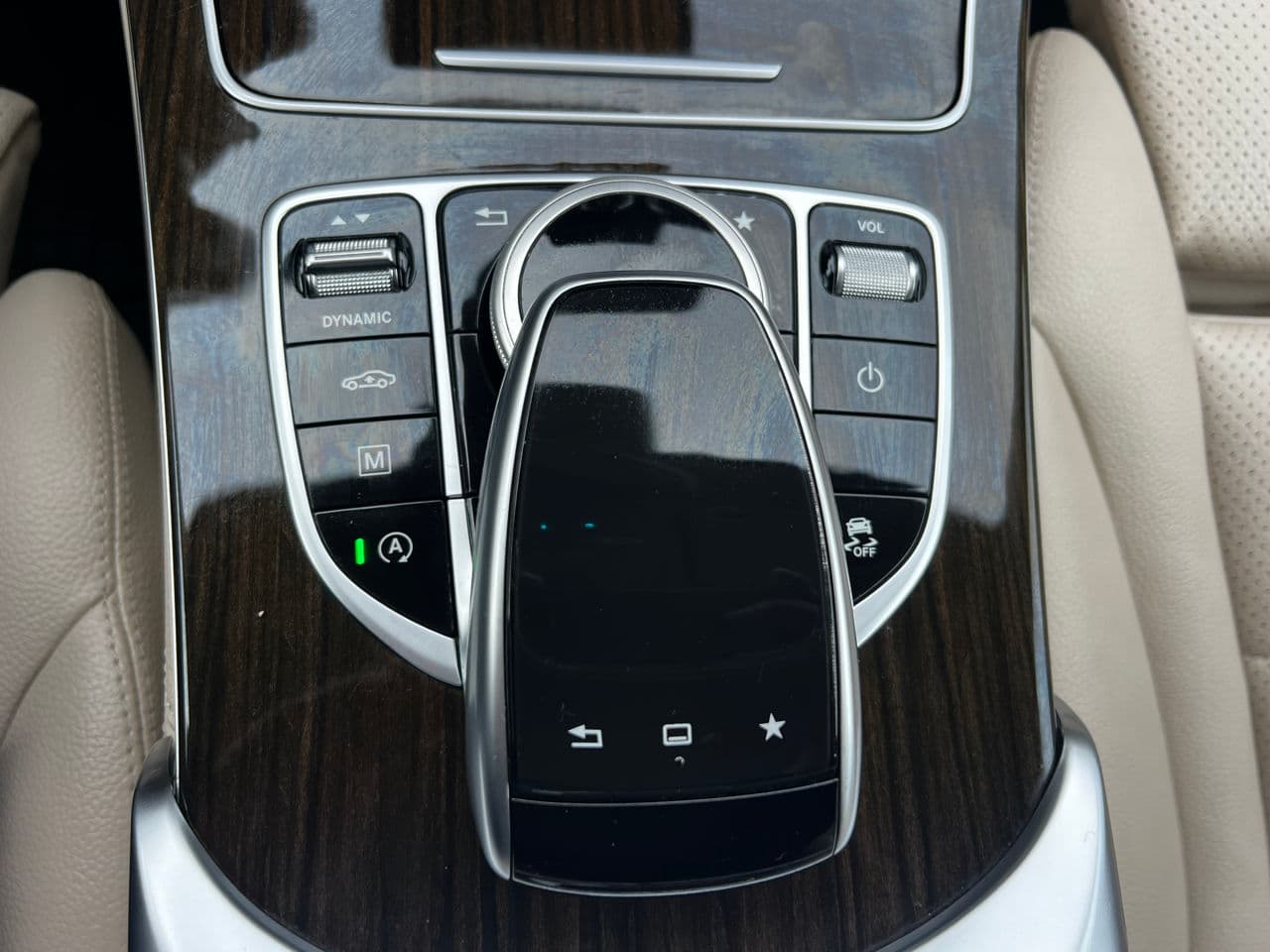 Mercedes GLC 250d 2016 — Миниатюра 12