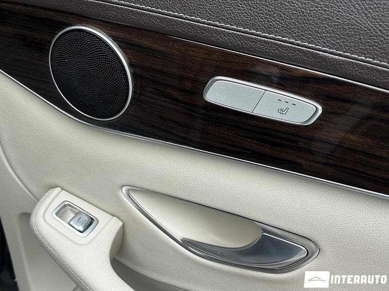 Mercedes GLC 250d 2016 — Миниатюра 17