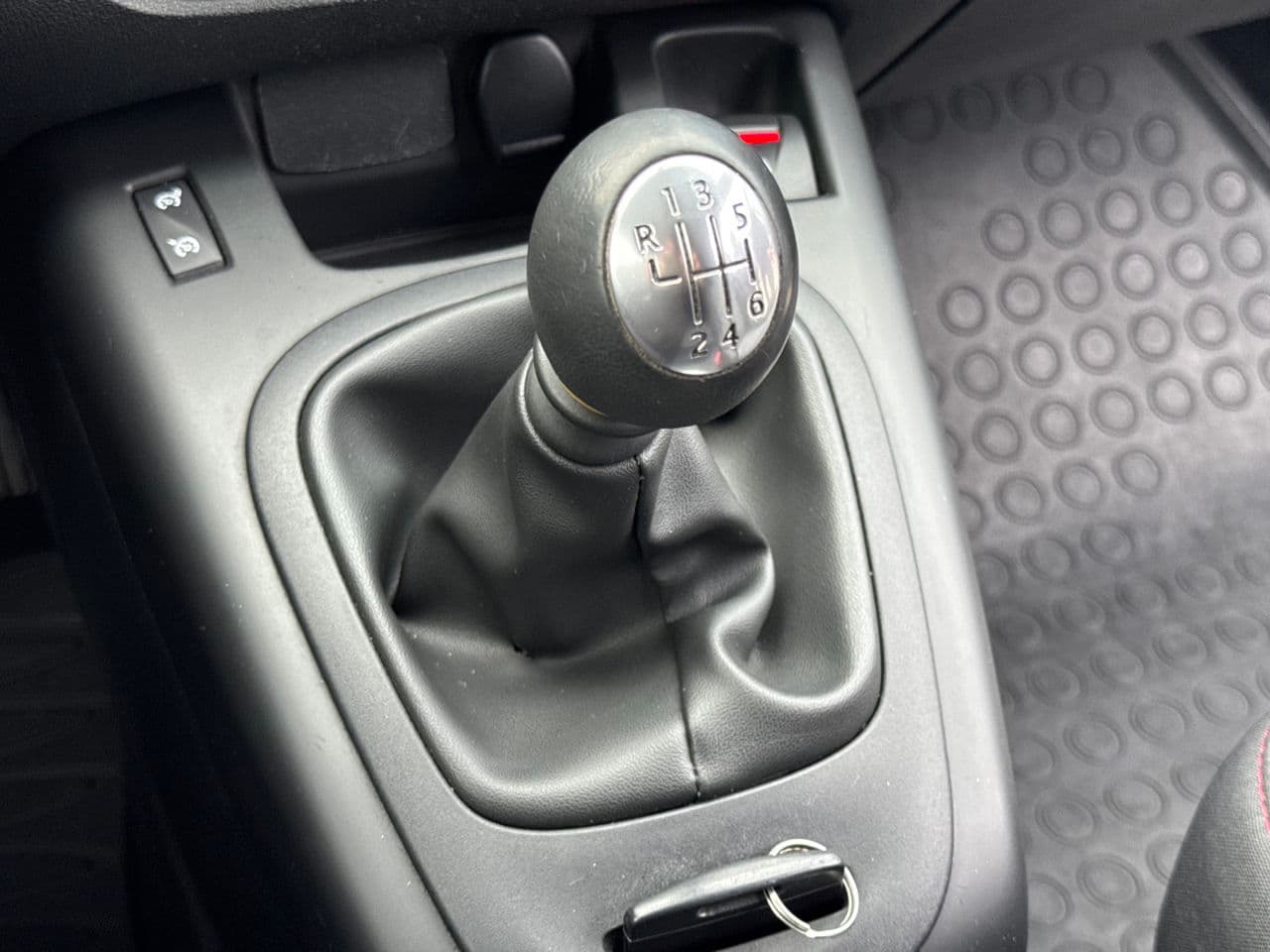 Renault Grand Scenic 2015 — Миниатюра 12