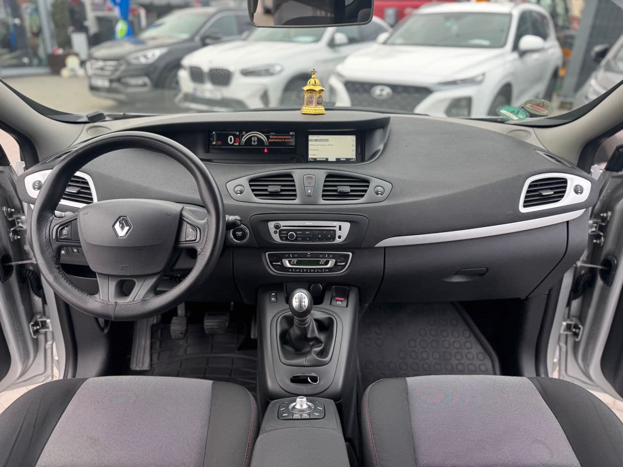 Renault Grand Scenic 2015 — Миниатюра 6
