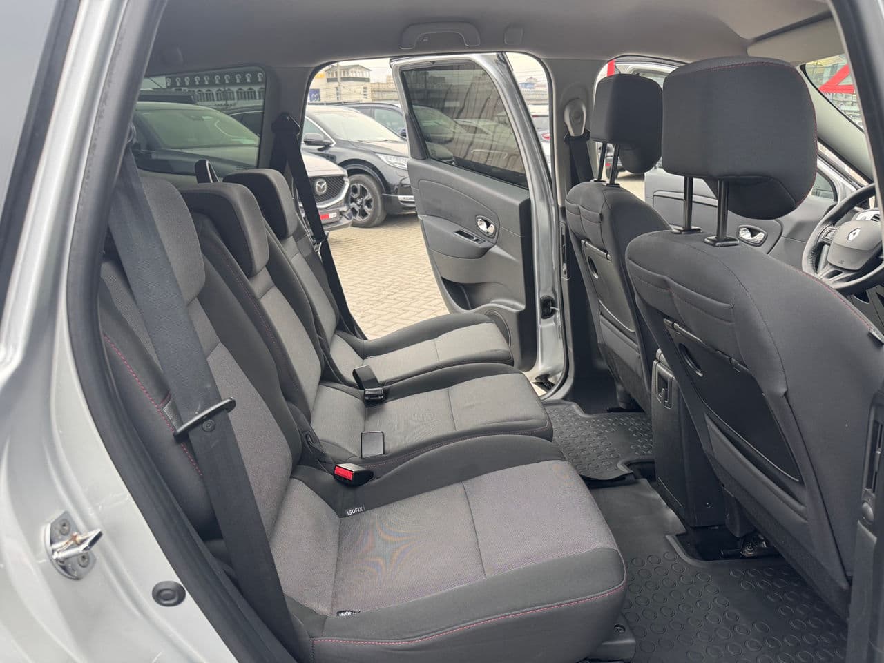 Renault Grand Scenic 2015 — Миниатюра 15