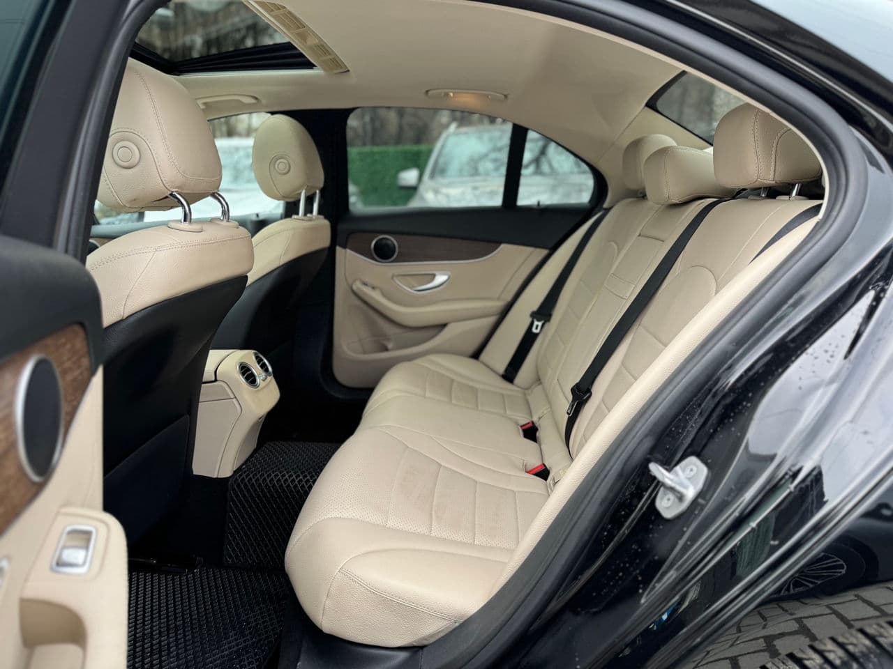 Mercedes C 300 2019 — Миниатюра 19