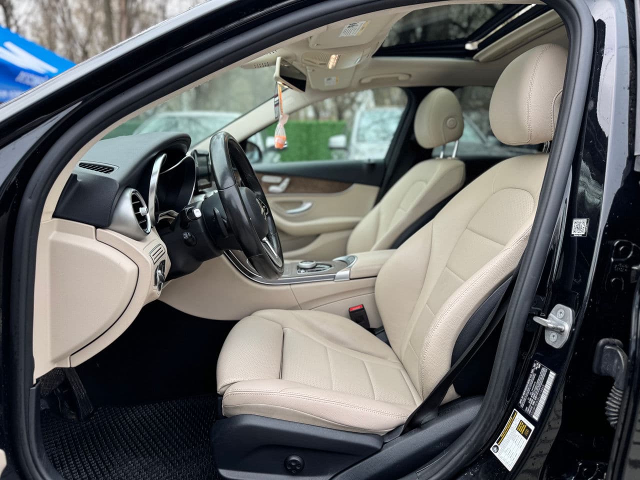 Mercedes C 300 2019 — Миниатюра 5