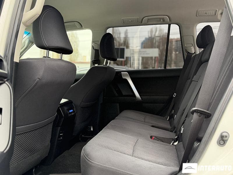 Toyota Land Cruiser Prado 2018 — Миниатюра 17