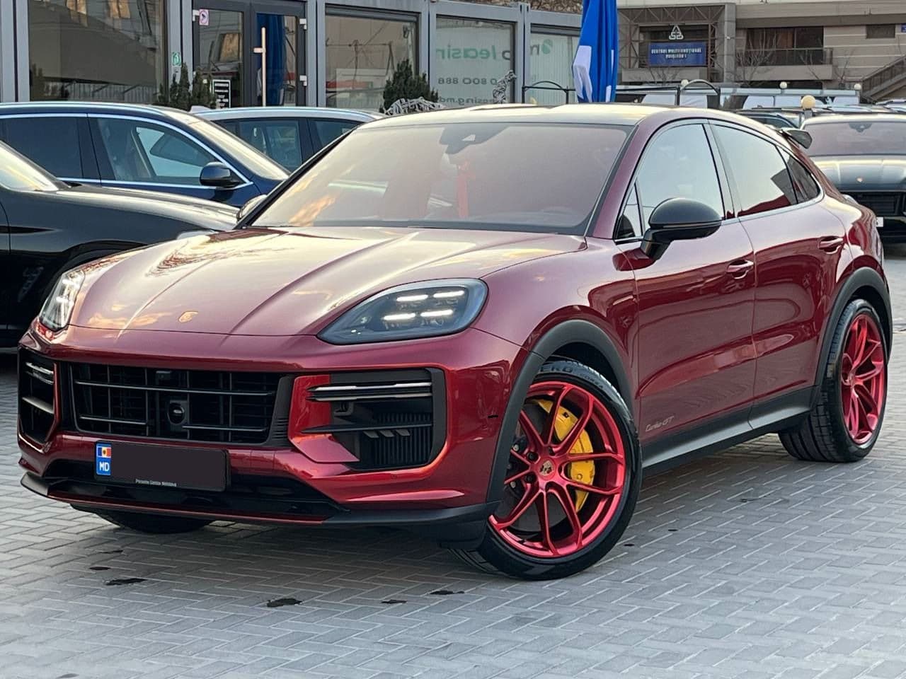 Porsche Cayenne Turbo GT Coupe 2026 — Миниатюра 3