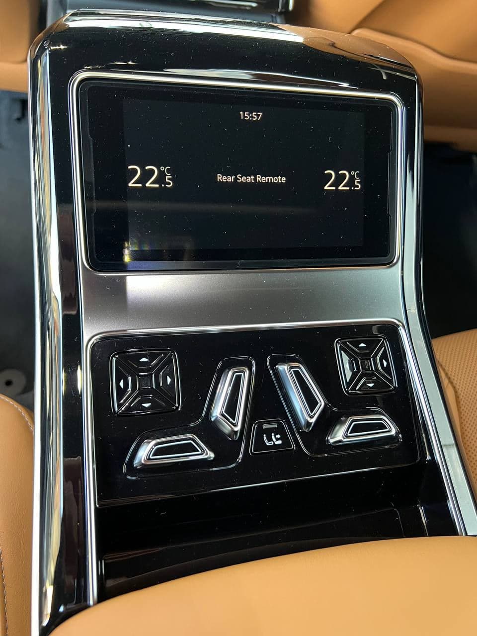 Audi A8 2023 — Миниатюра 21