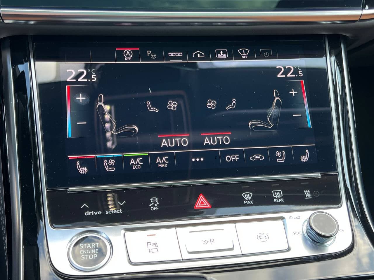 Audi A8 2023 — Миниатюра 15