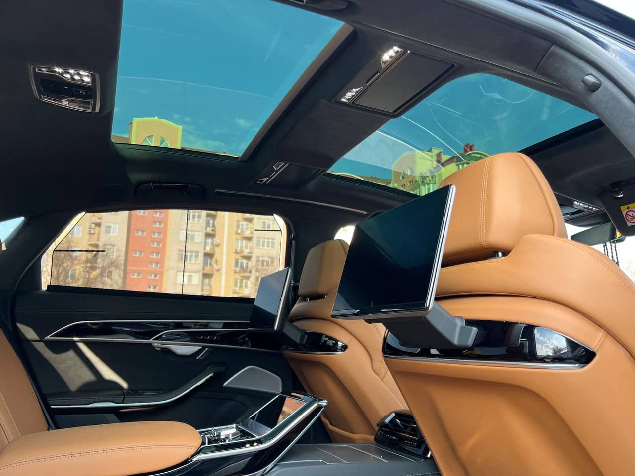 Audi A8 2023 — Миниатюра 24