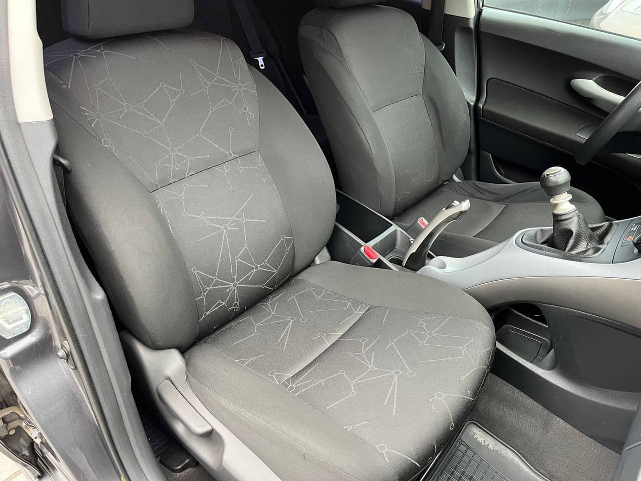 Toyota Auris 2009 — Миниатюра 9