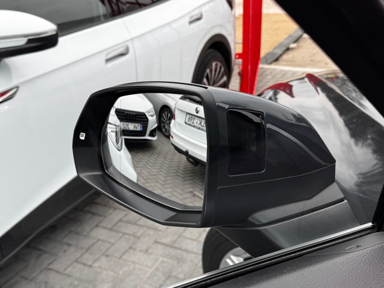 Audi Q5 2020 — Миниатюра 17