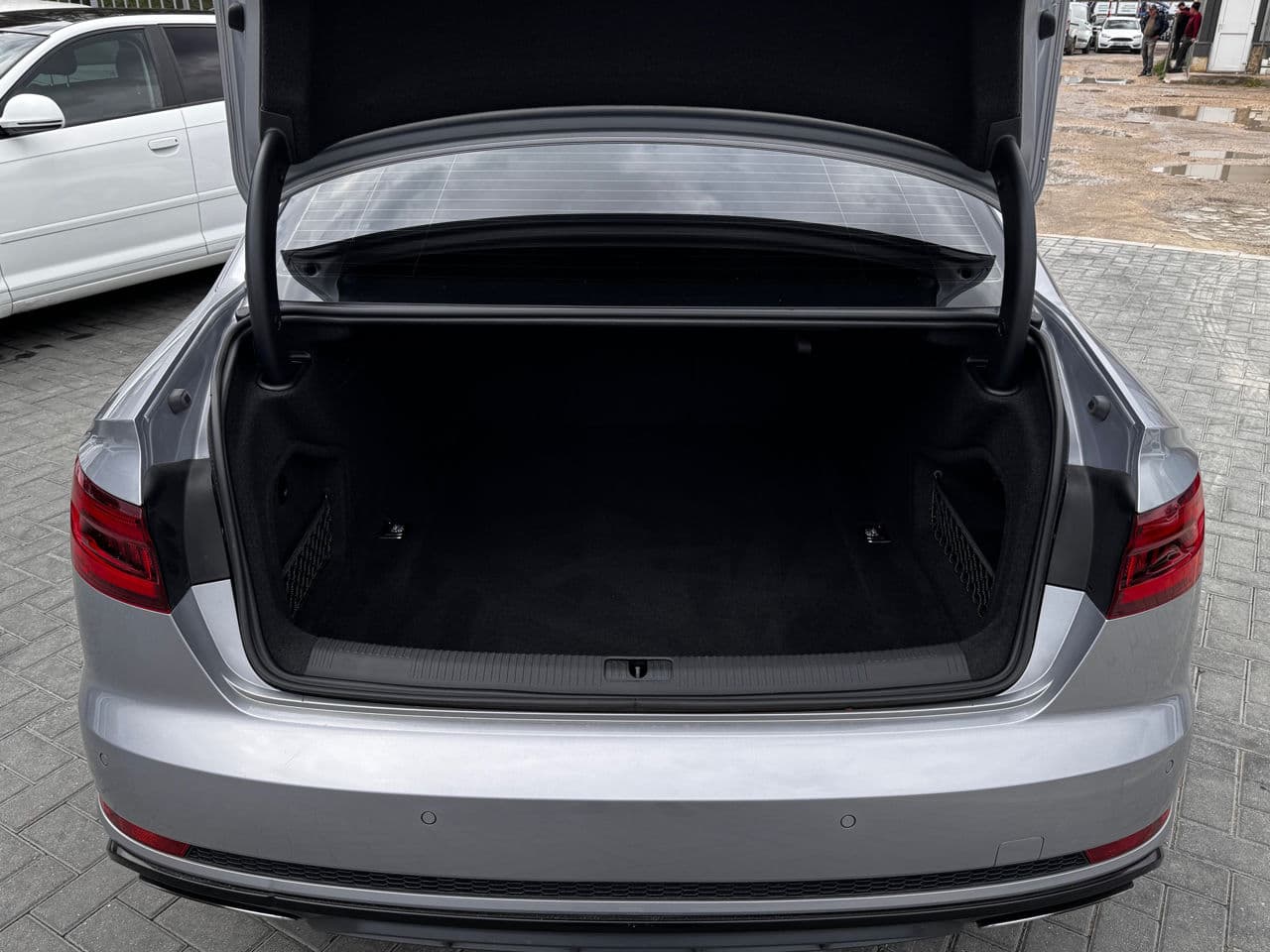 Audi A4 2019 — Миниатюра 22