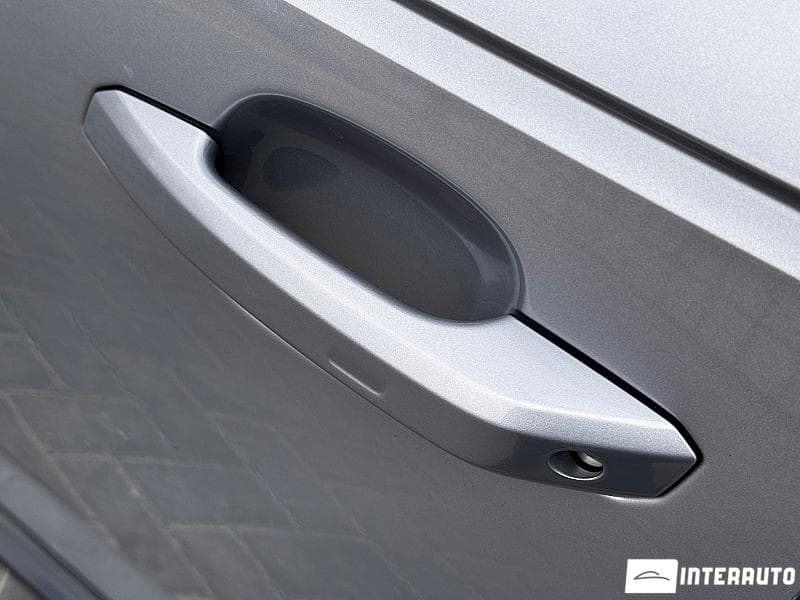 Audi A4 2019 — Миниатюра 23