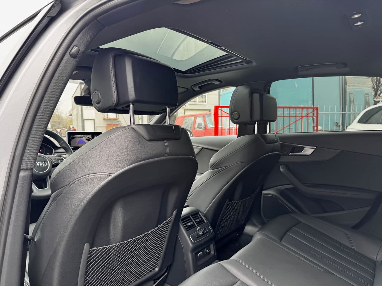 Audi A4 2019 — Миниатюра 18