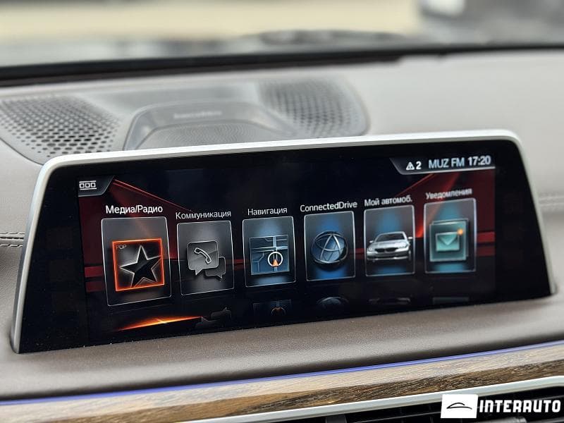 BMW 750 2016 — Миниатюра 13