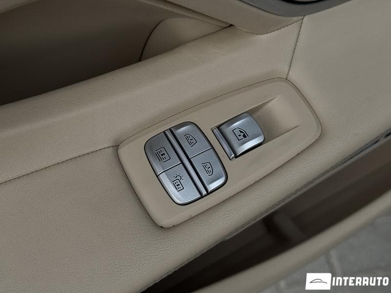 BMW 750 2016 — Миниатюра 20
