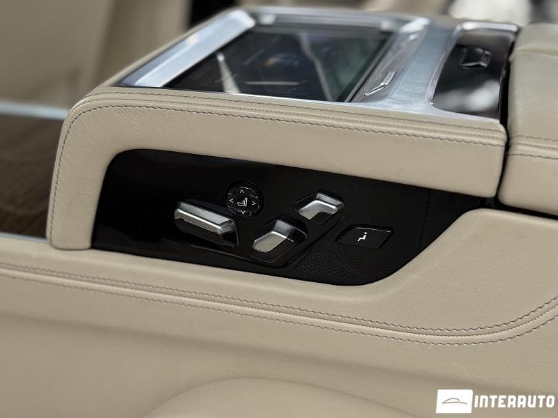 BMW 750 2016 — Миниатюра 22