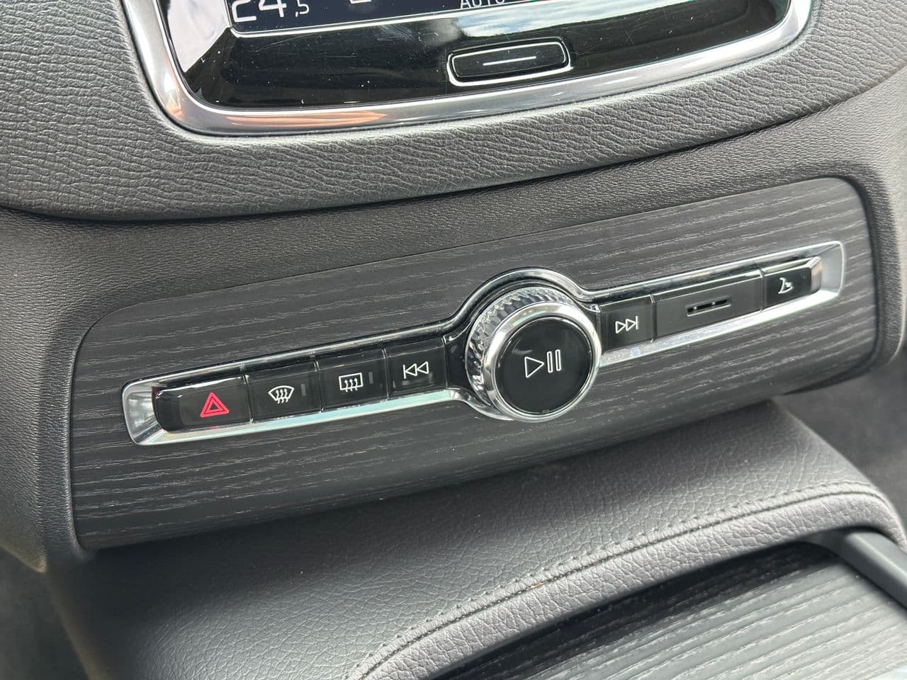Volvo XC 90 2020 — Миниатюра 11