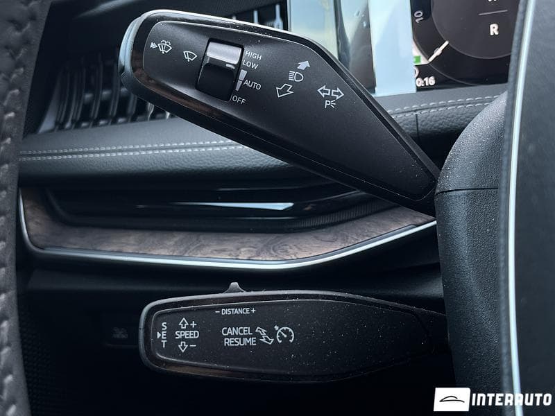 Skoda Superb 2025 — Миниатюра 15
