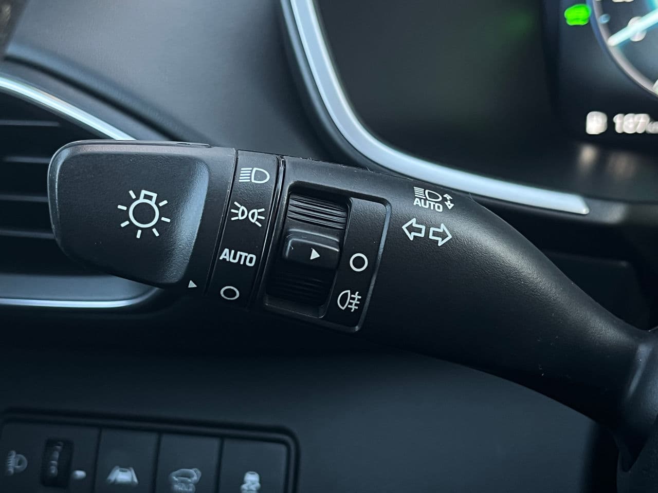 Hyundai Santa Fe 2023 — Миниатюра 13