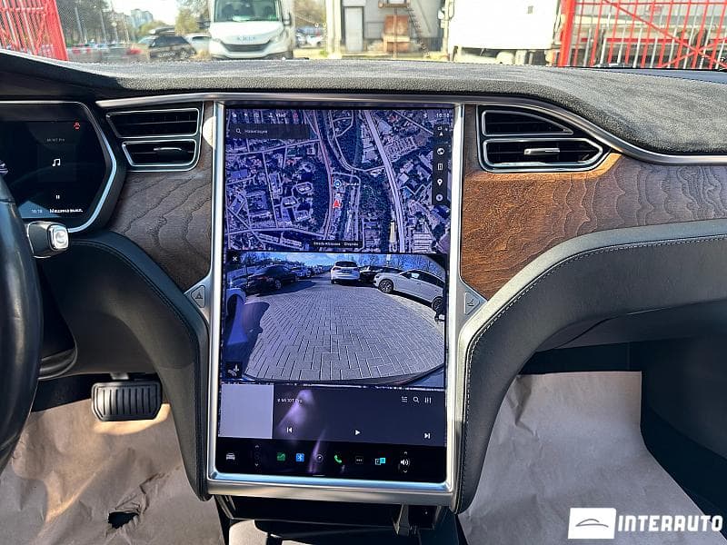 Tesla Model S 2017 — Миниатюра 14
