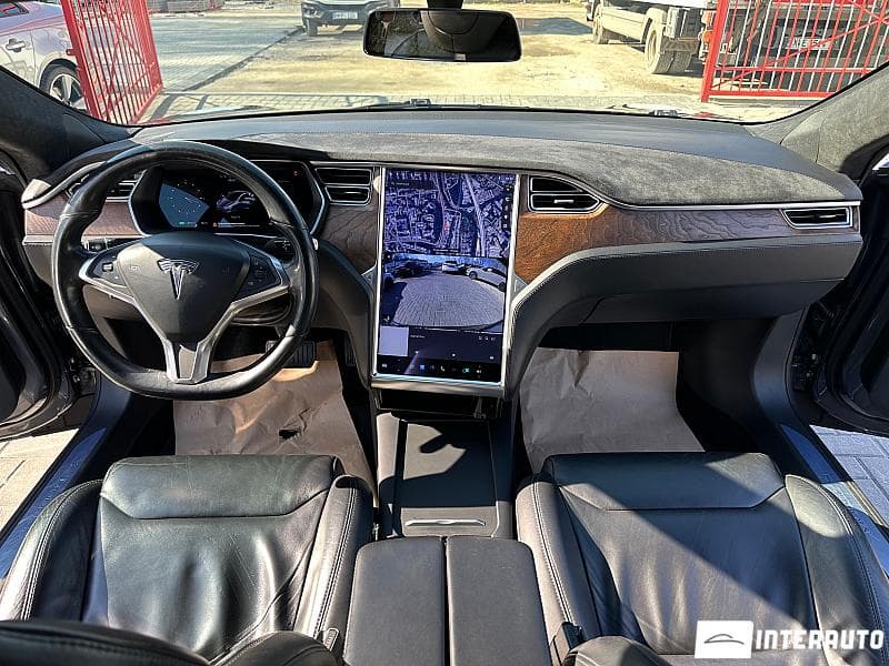 Tesla Model S 2017 — Миниатюра 11