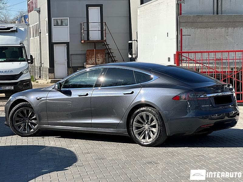 Tesla Model S 2017 — Миниатюра 2