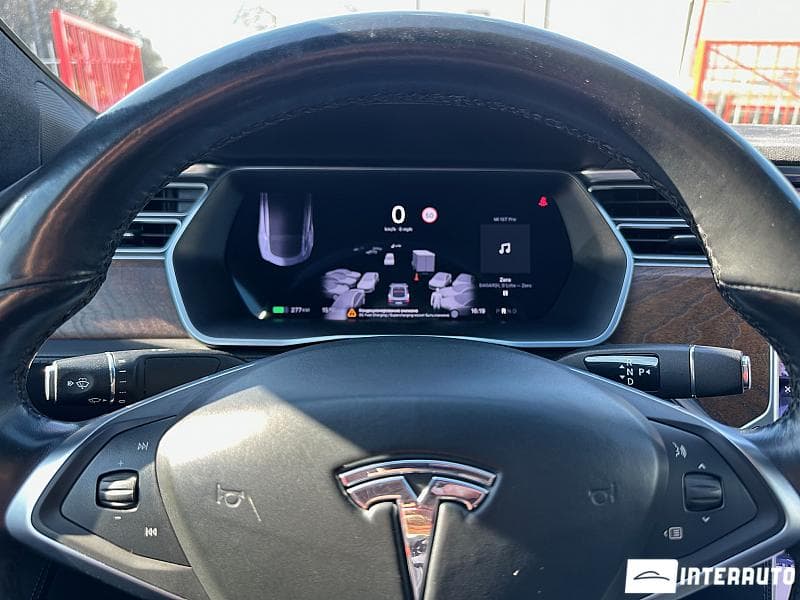 Tesla Model S 2017 — Миниатюра 12