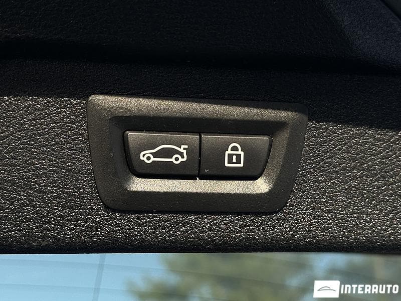 2015 BMW X5 4.0e — Miniatură 25