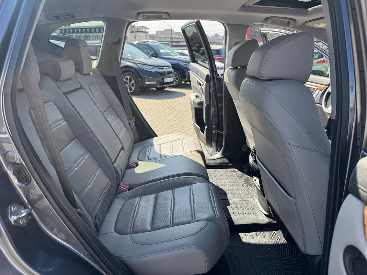 Honda CR-V 2019 — Миниатюра 14