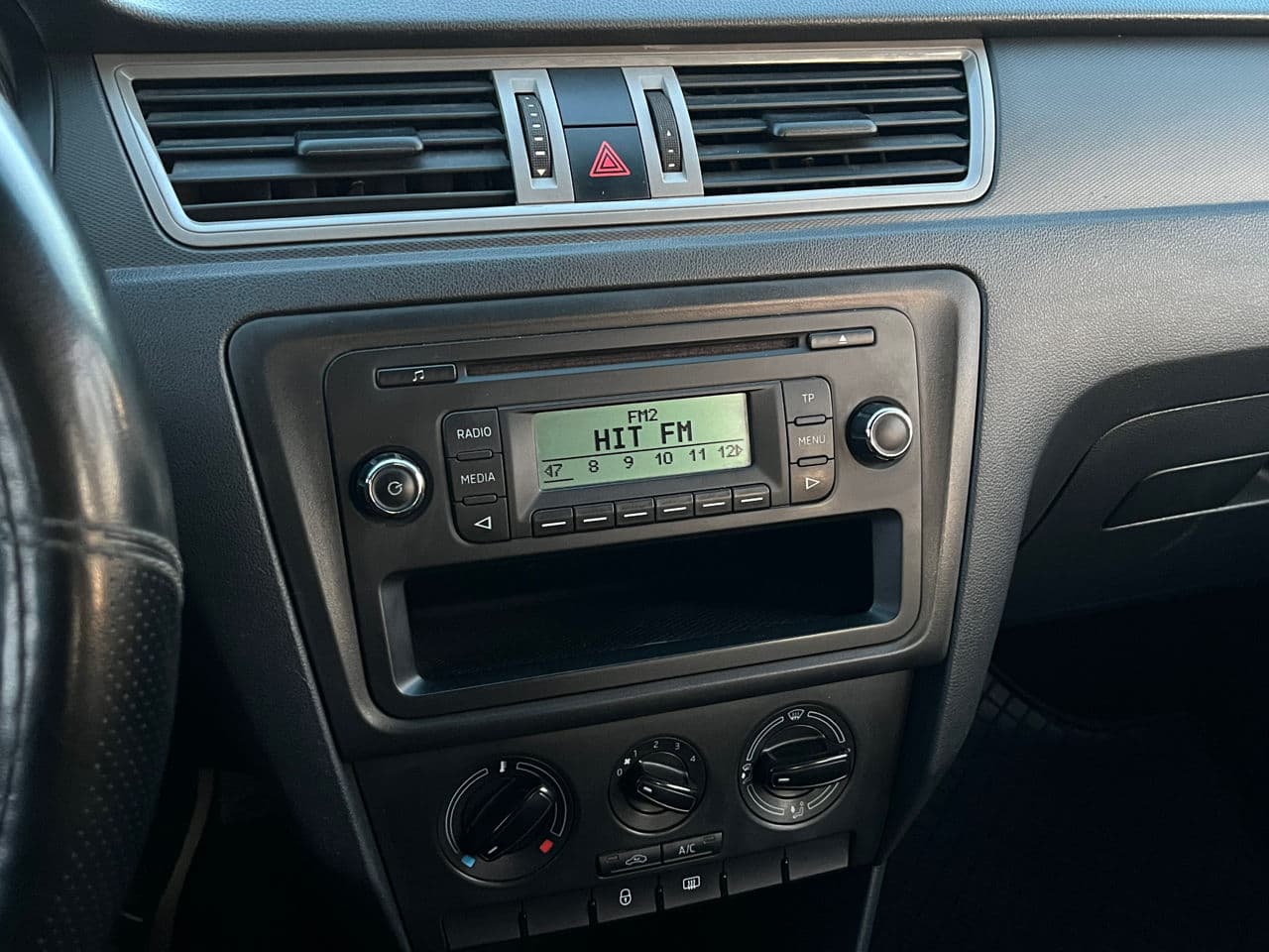 Skoda Rapid 2014 — Миниатюра 14