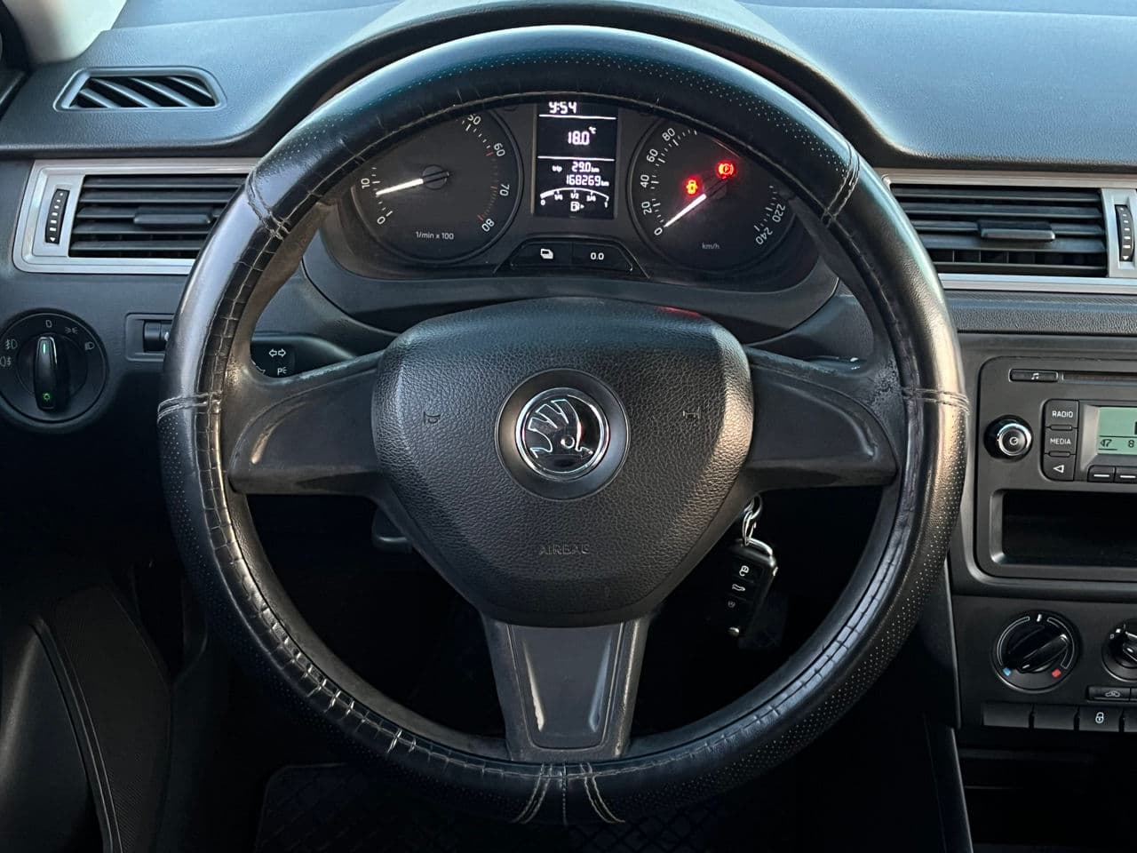 Skoda Rapid 2014 — Миниатюра 10