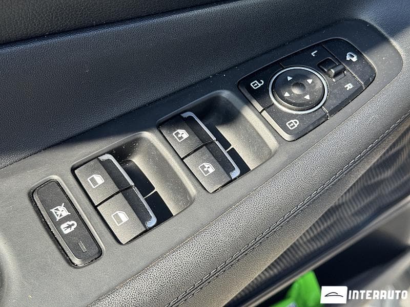 Hyundai Santa Fe 2019 — Миниатюра 19