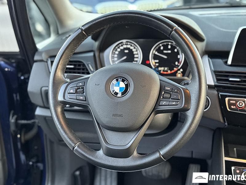 BMW 216d 2020 — Миниатюра 7