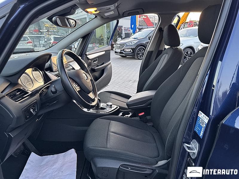 BMW 216d 2020 — Миниатюра 5