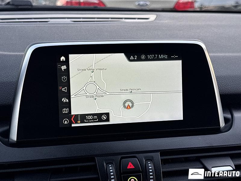 BMW 216d 2020 — Миниатюра 9