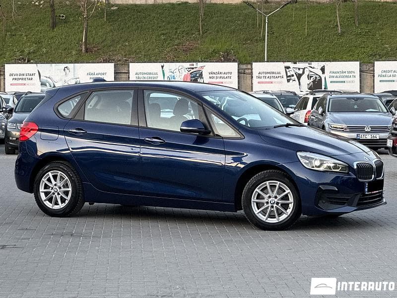 BMW 216d