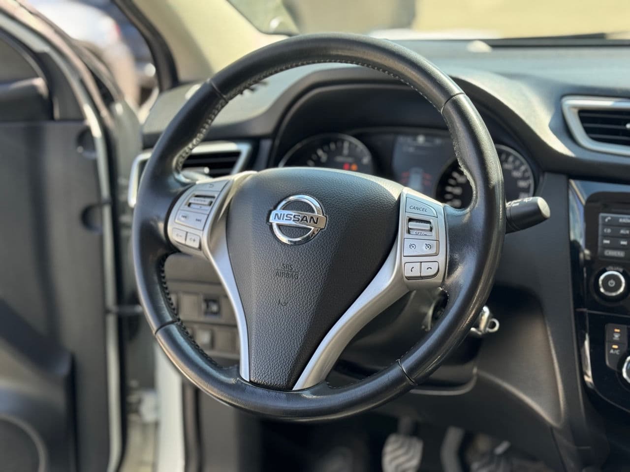 Nissan Qashqai 2015 — Миниатюра 7