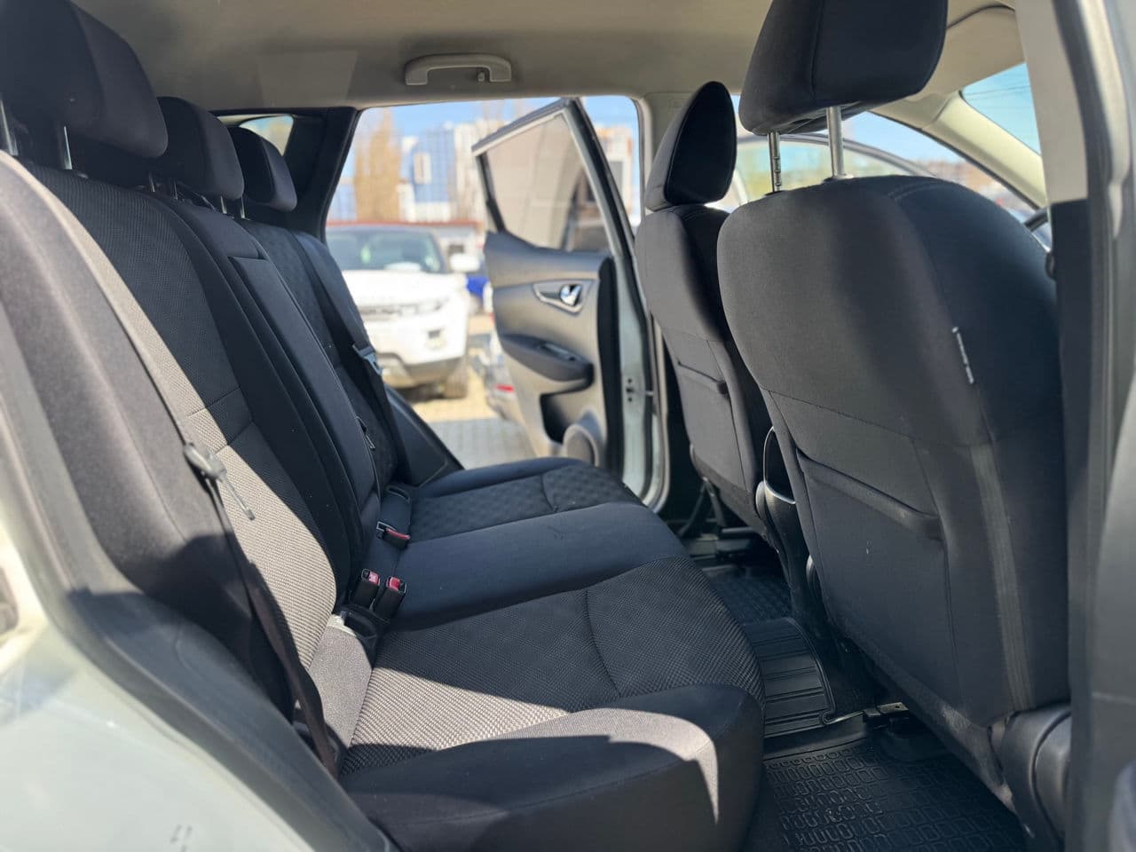 Nissan Qashqai 2015 — Миниатюра 13