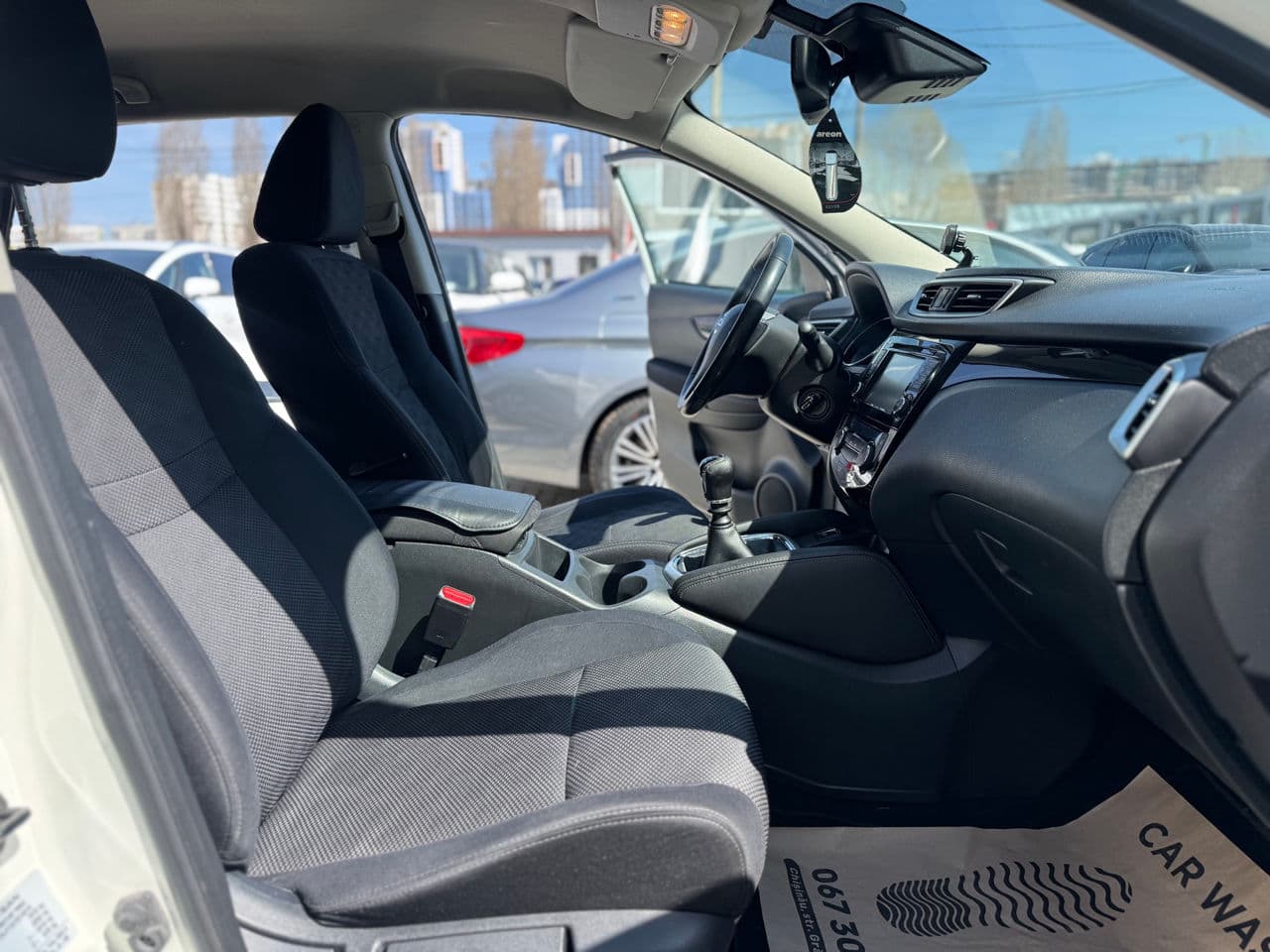 Nissan Qashqai 2015 — Миниатюра 14