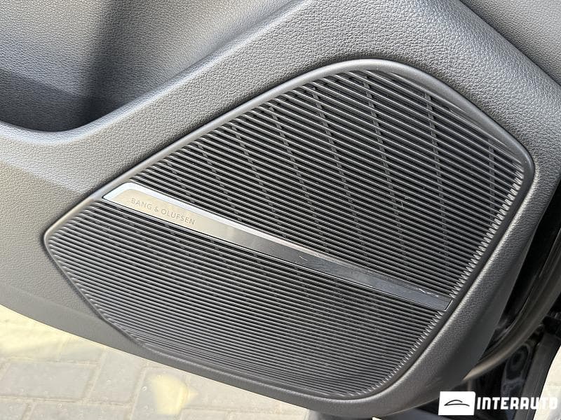 Audi Q8 2022 — Миниатюра 23
