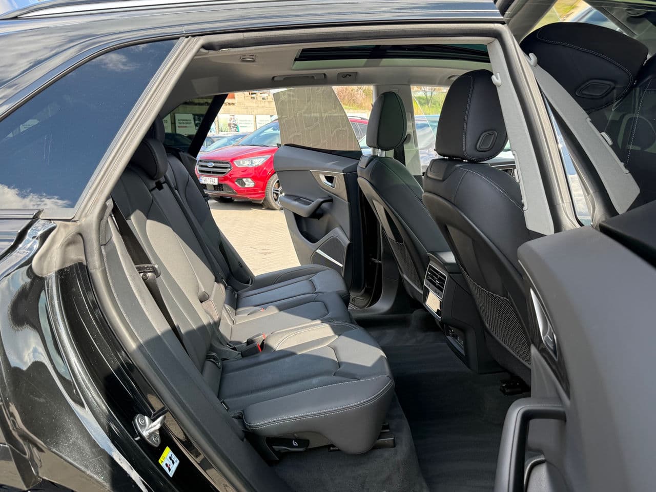 Audi Q8 2022 — Миниатюра 15